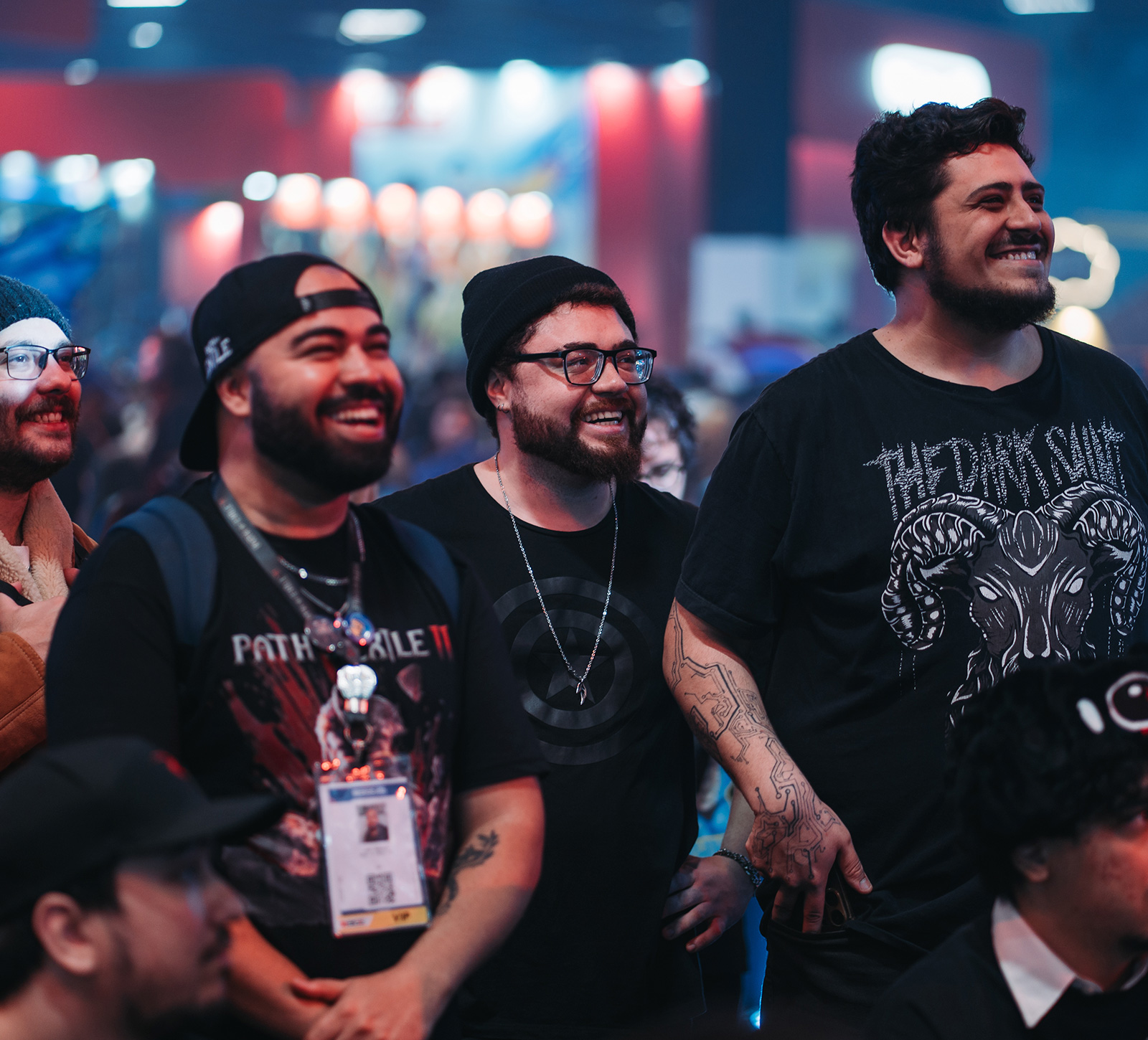 Público reunido em um evento de games
